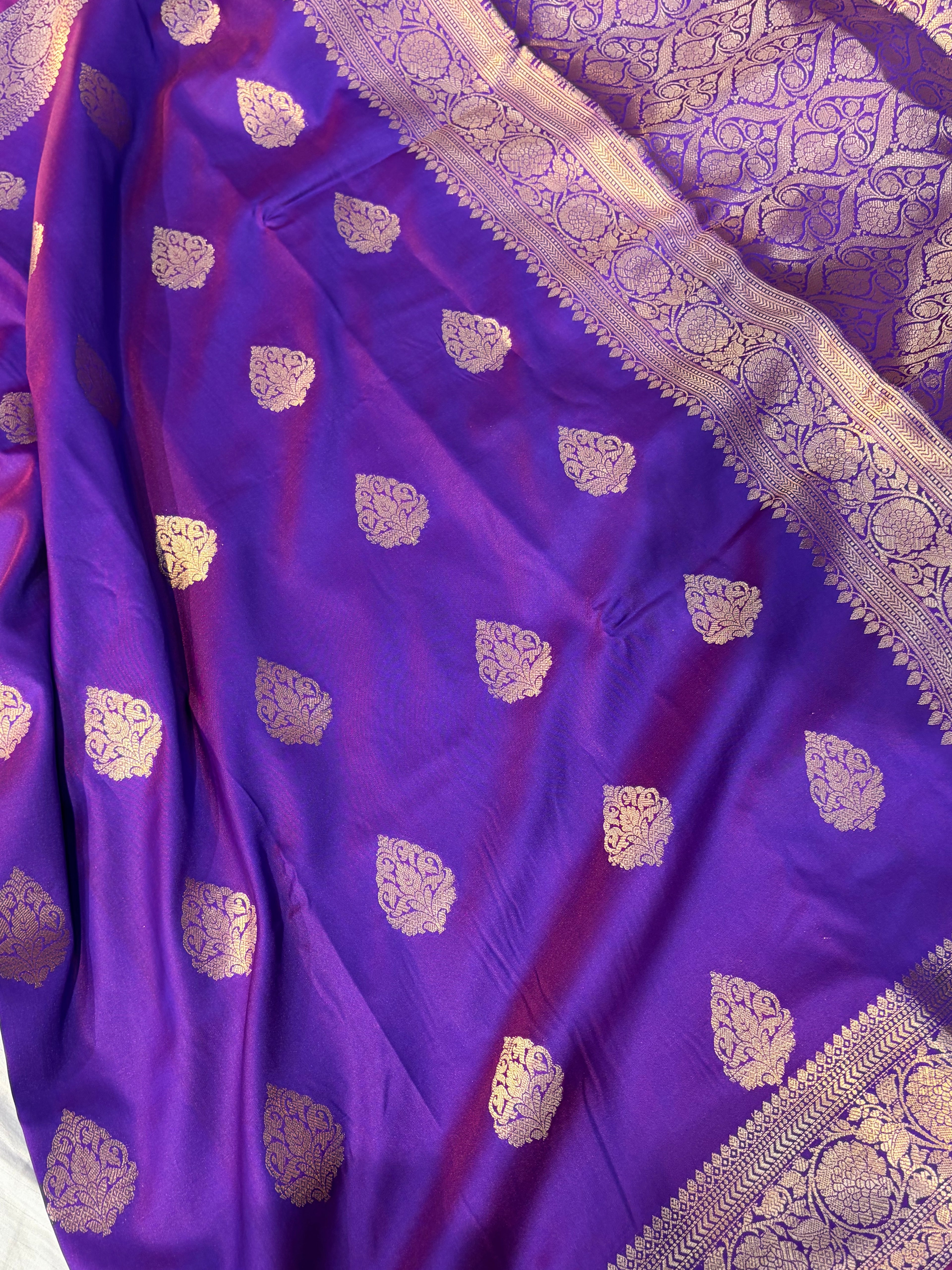 Banarasi katan by katan saree in beautiful in purple colour