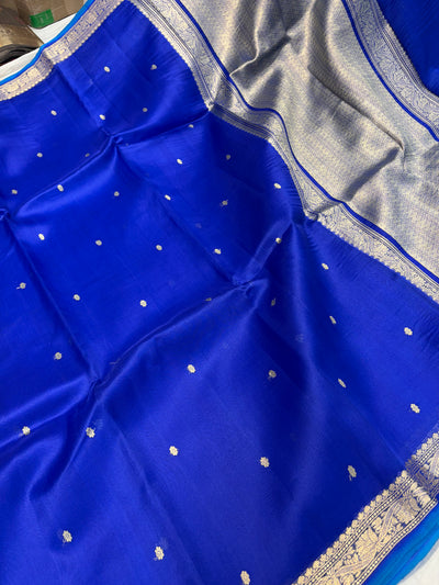 Pure handloom organza silk saree In Royal blue colour with Turquoise blue piping border