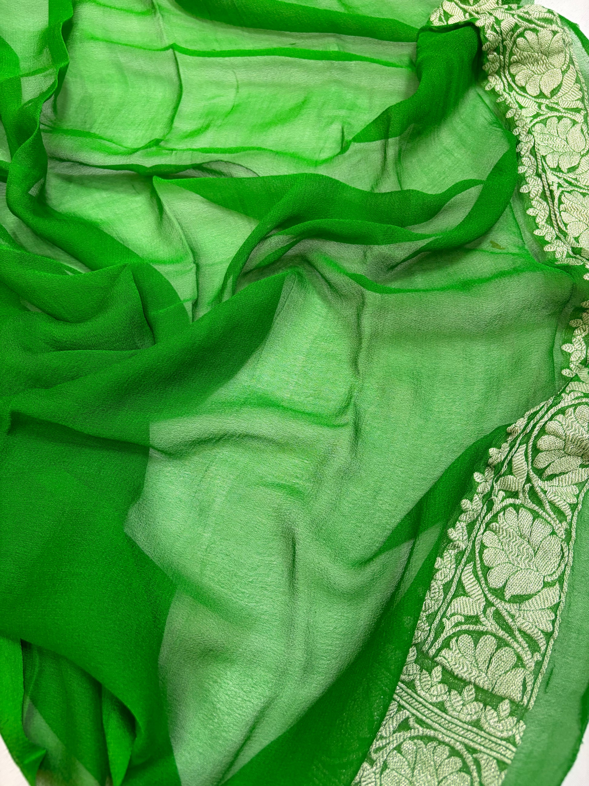 Beautiful Pure khaddi chiffon saree in beautiful contrast colour