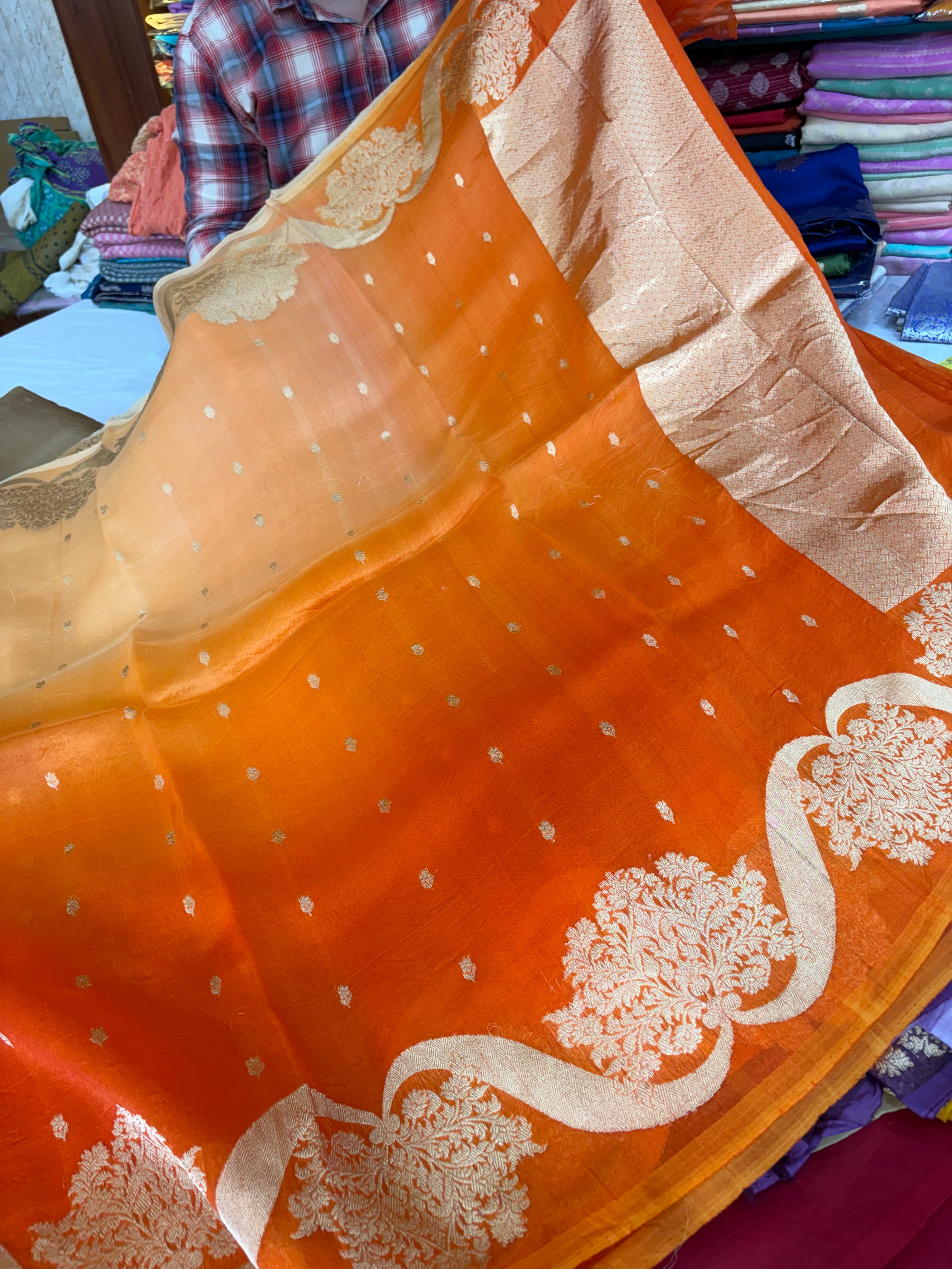 Pure handloom organza silk saree in half half colour