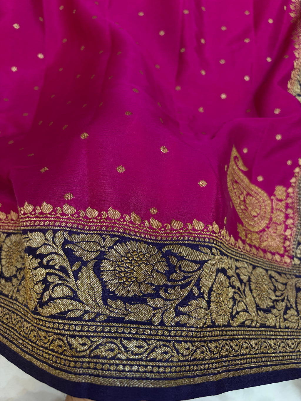 Pure Crape Silk Banarasi Zari Border Buti Design Saree in magenta with navy blue