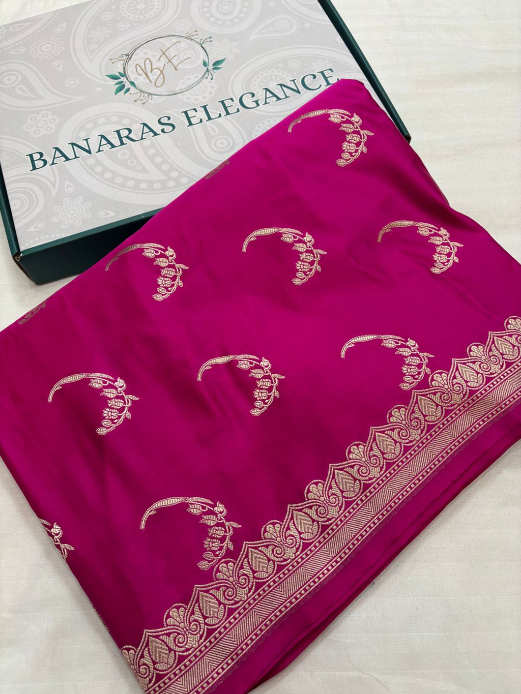 Magenta Mashru Silk Saree With Zari Border
