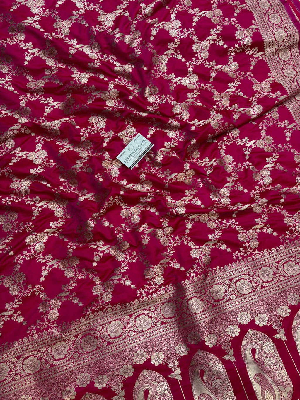 Magenta Mashru Silk Saree With Zari Border Jaal