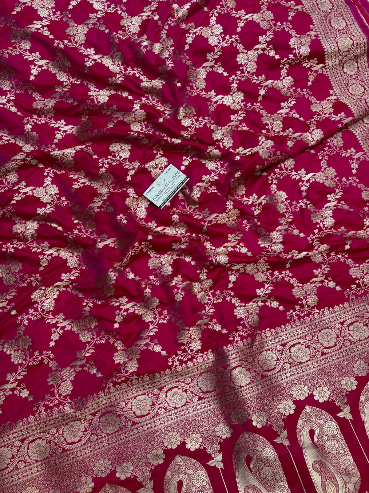 Magenta Mashru Silk Saree With Zari Border Jaal