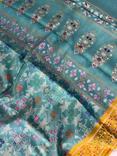 Beautiful pure premium kora jamdani saree