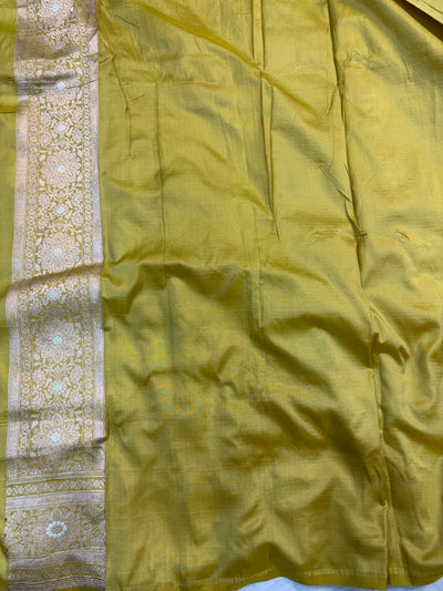 Beautiful Premium katan silk saree in olive colour