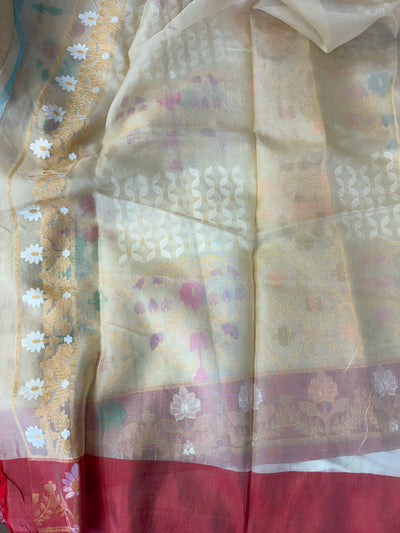 Beautiful pure premium kora jamdani saree