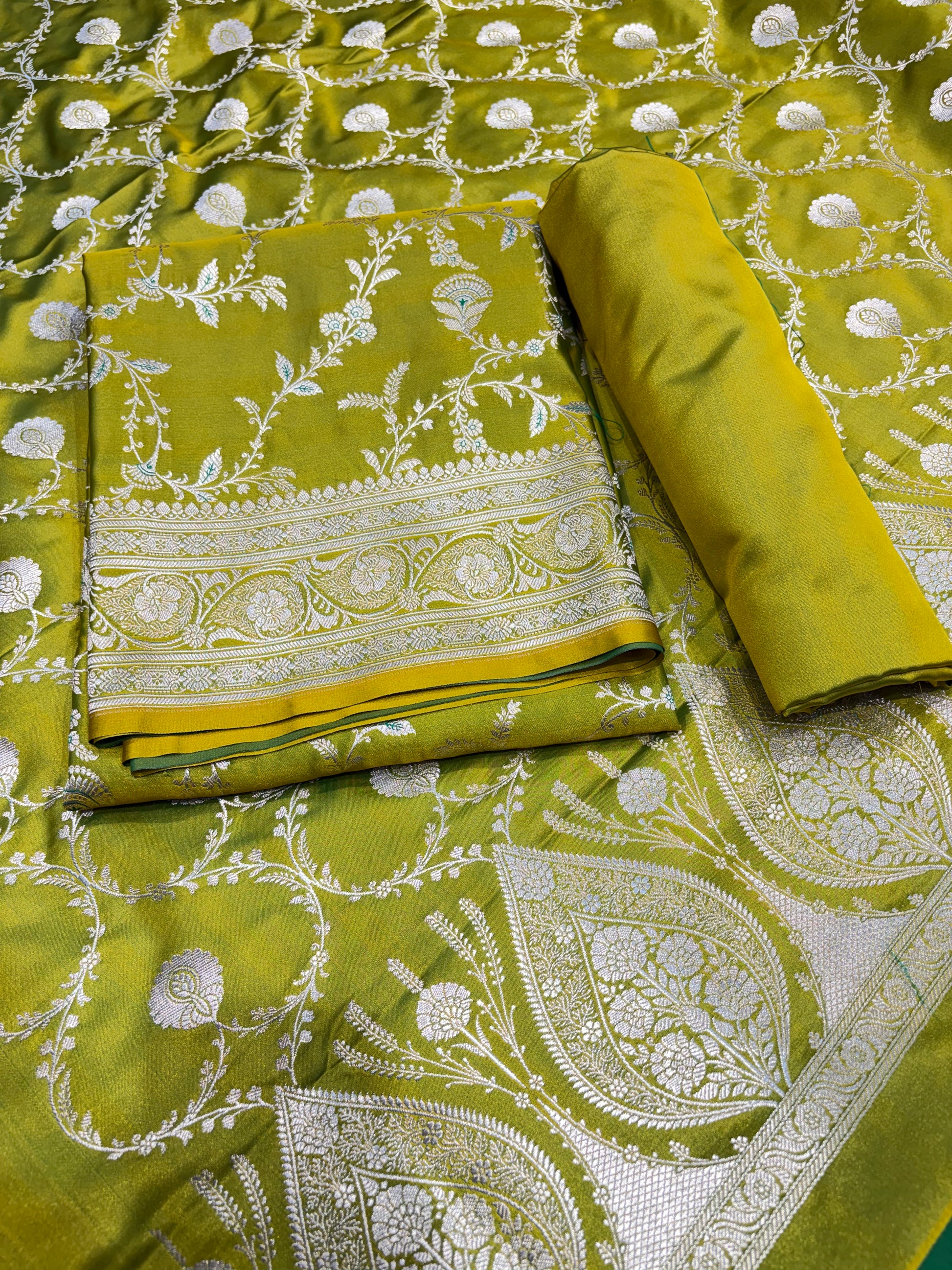 Beautiful Banarasi Mashru silk suit with all over jaal pattern