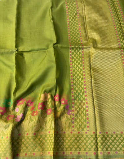 Beautiful pure premium kora jamdani saree