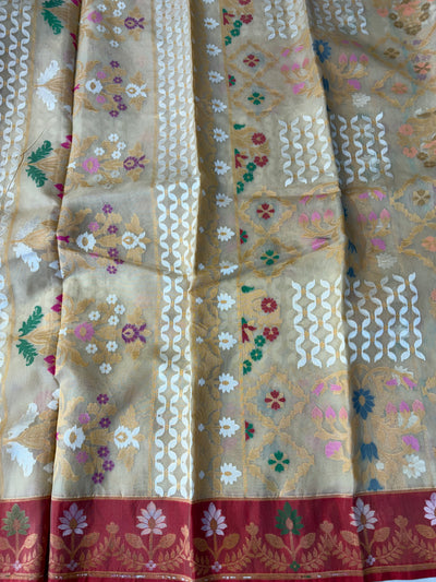 Beautiful pure premium kora jamdani saree