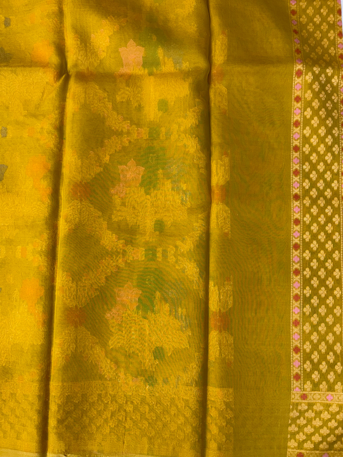 Beautiful pure premium kora jamdani saree