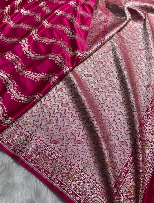 Beautiful Mashru silk saree in Rani pink colour