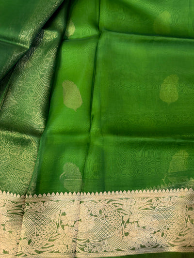 Pure handloom kora silk saree in parrot green with bottle green with colour