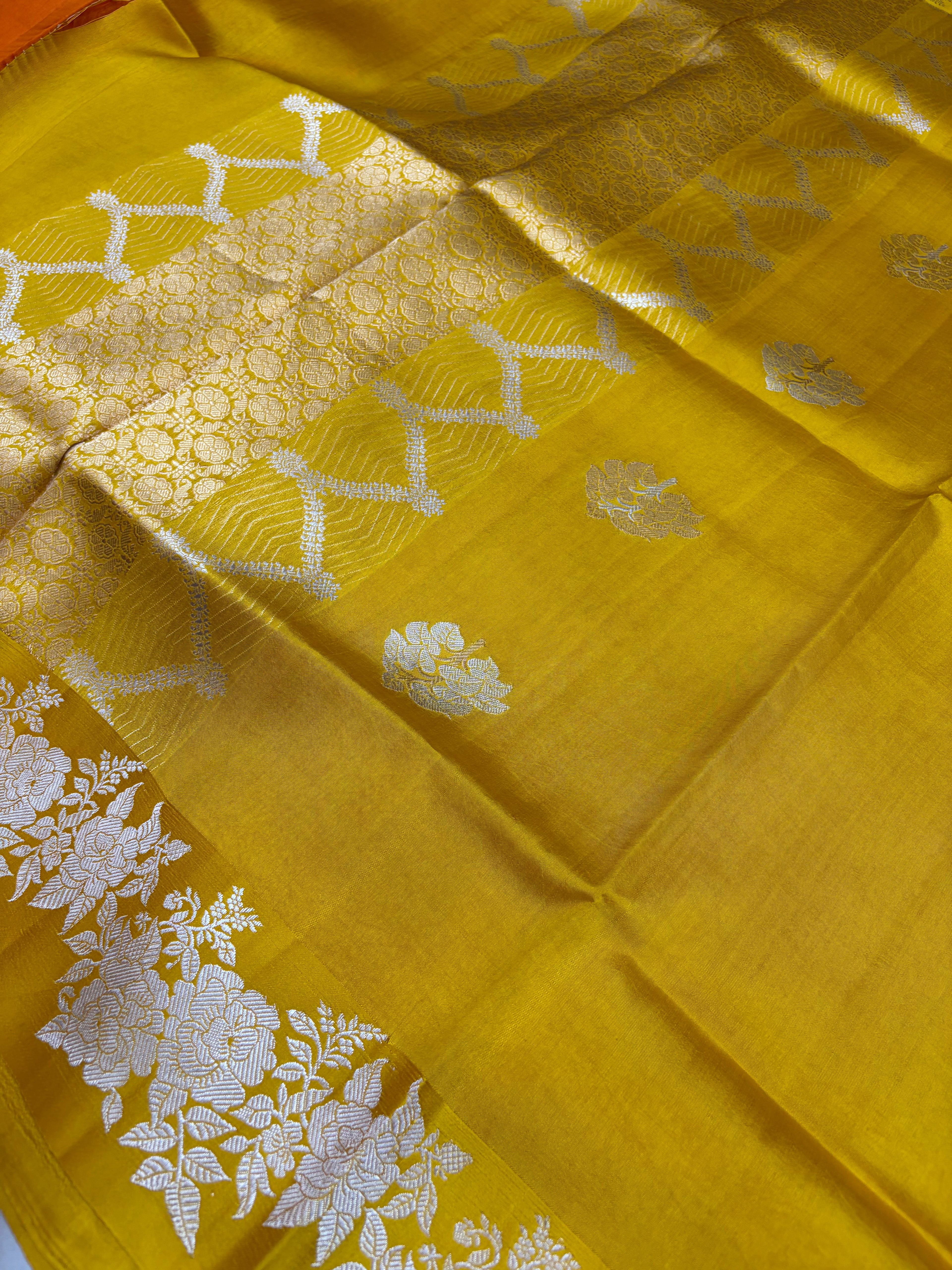 PURE RAW MANGO SAREE IN YELLOW GOLD COLOUR