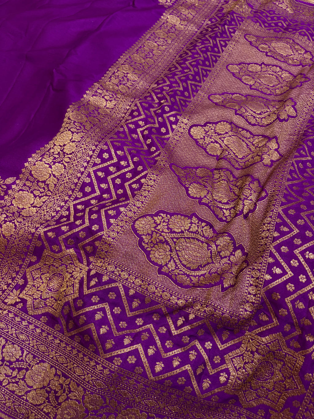 Pure khaddi crepe silk saree in magenta colour