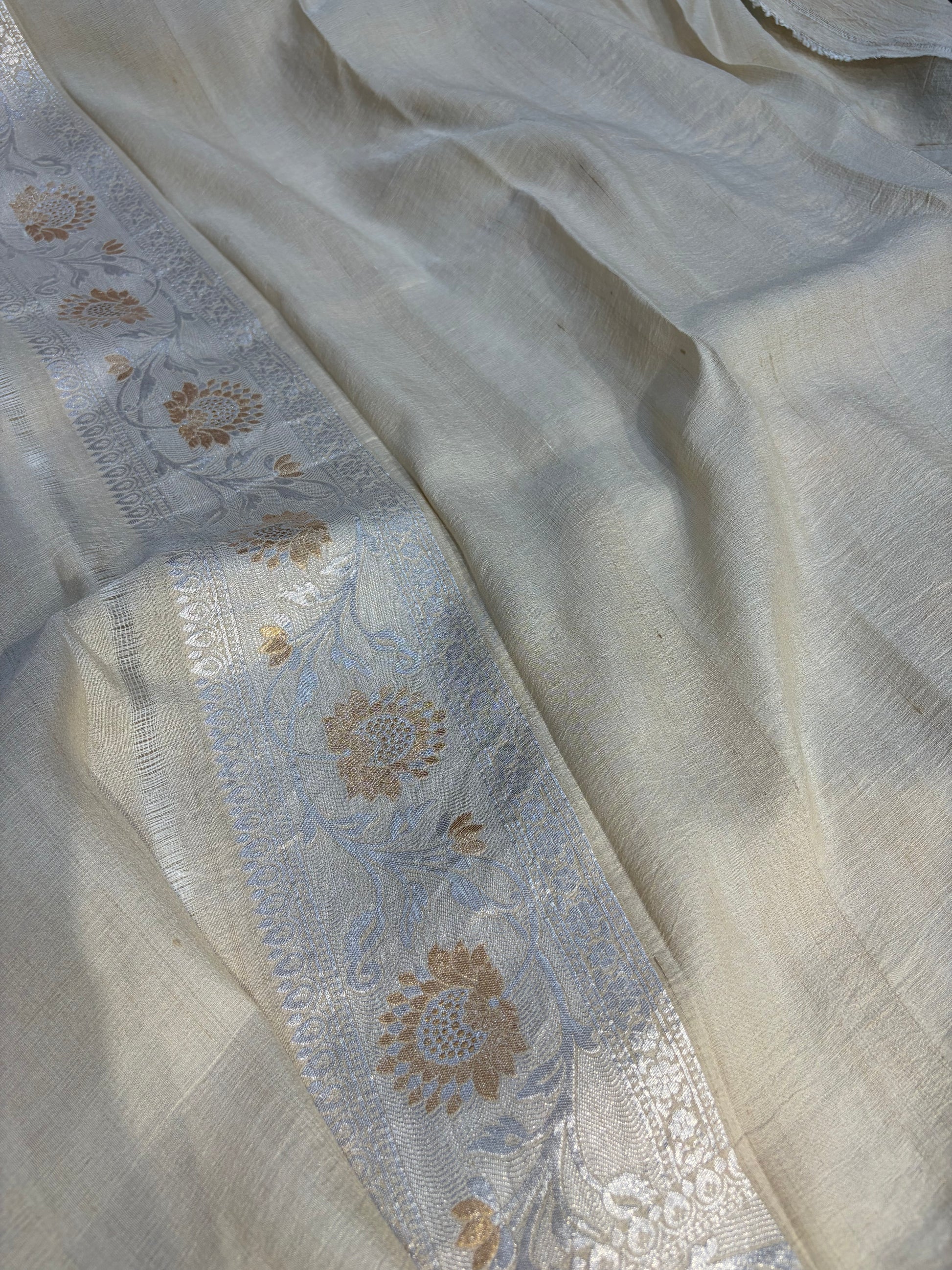 Banarasi pure Tussar Georgette silk saree with multiple meenakari work