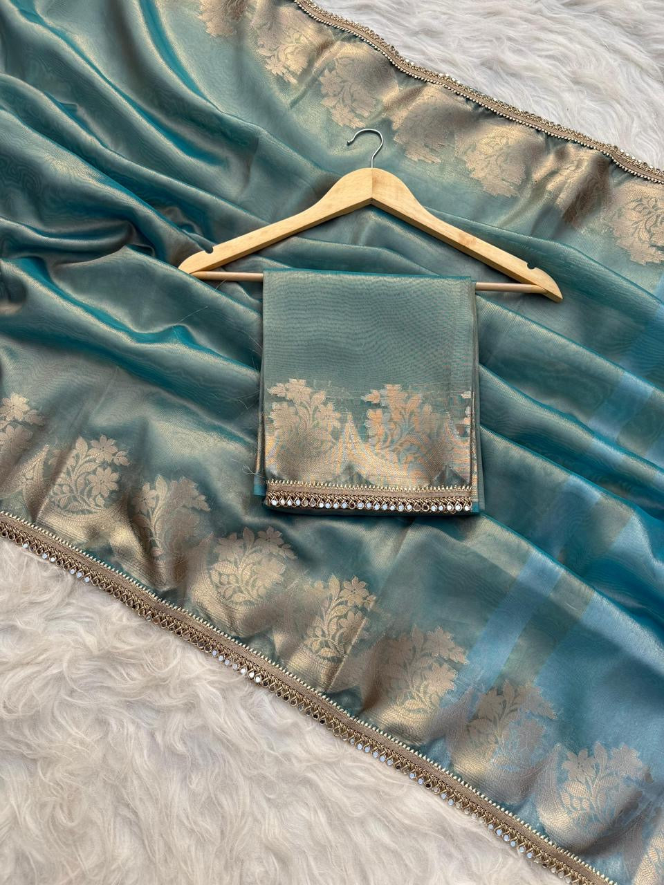 BANARASI SOFT TISSUE SILK SAREE WITH RICH GOLDEN ZARI WEAVING