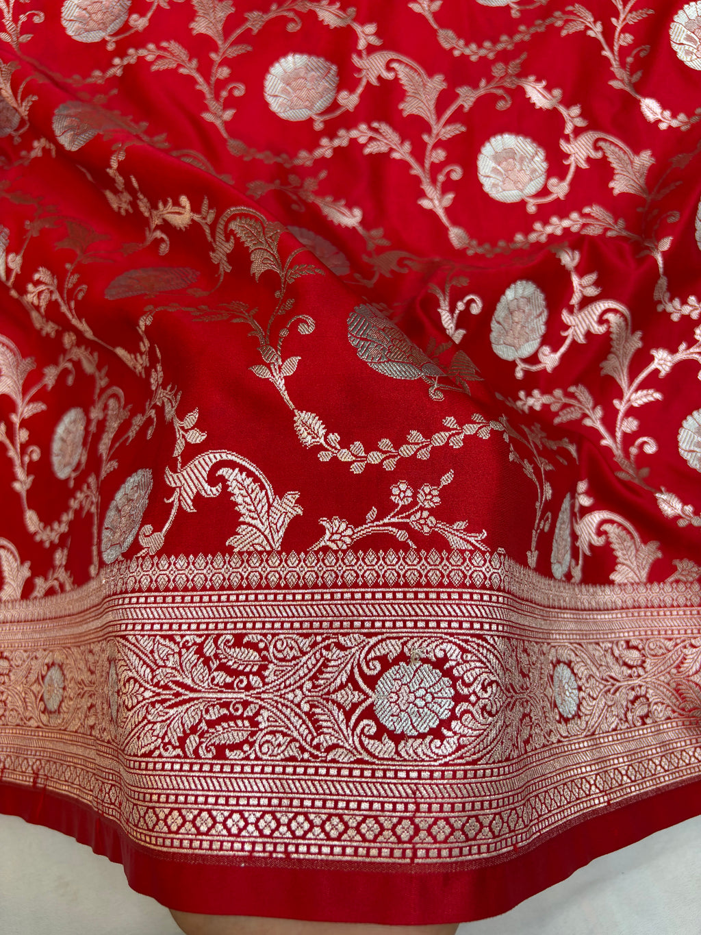 Mughali jaal Red Mashru Silk saree in red colour