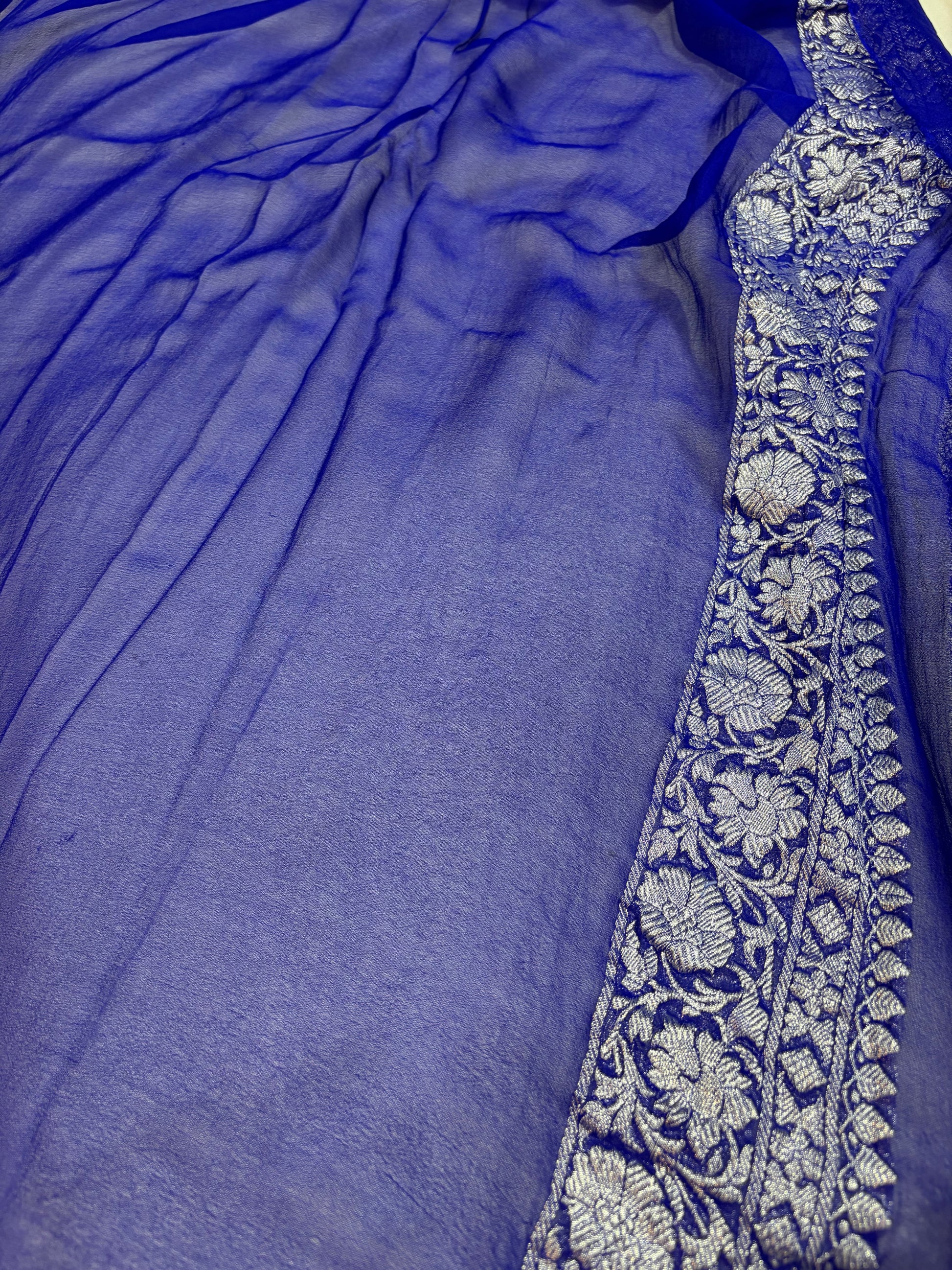 PURE KHADDI CHIFFON SILK SAREE IN DUAL COLOUR