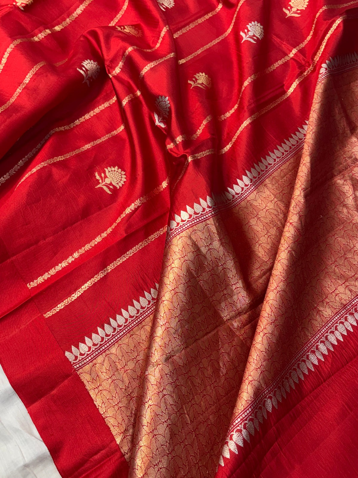 Pure handwoven raw mango saree in red colour