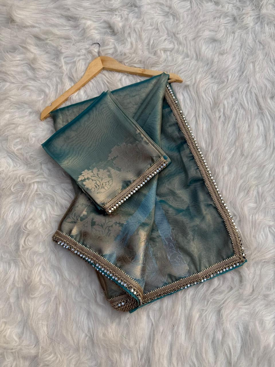 BANARASI SOFT TISSUE SILK SAREE WITH RICH GOLDEN ZARI WEAVING