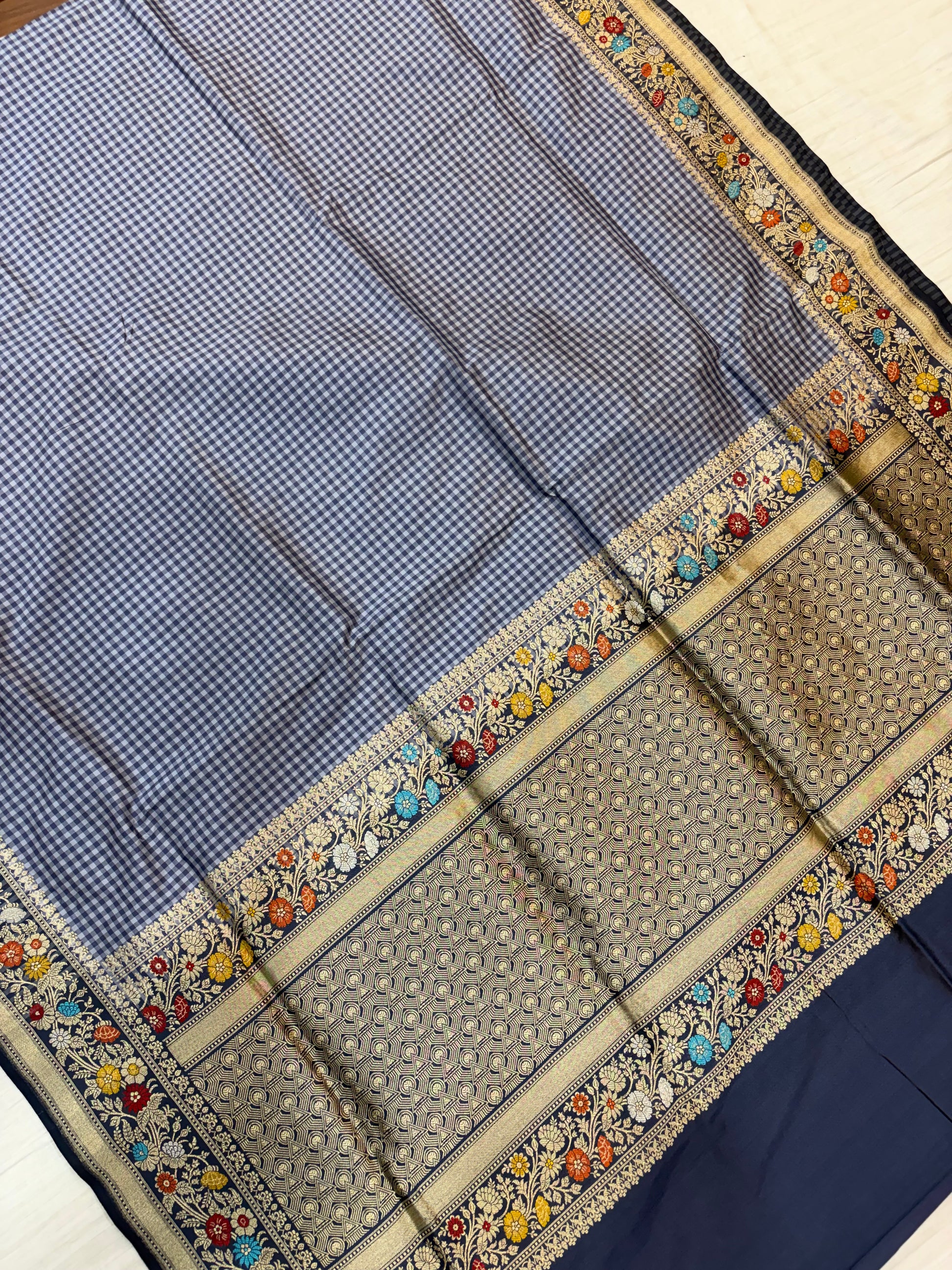 Pure handloom katan silk sareee in check pattern with side border Meena work