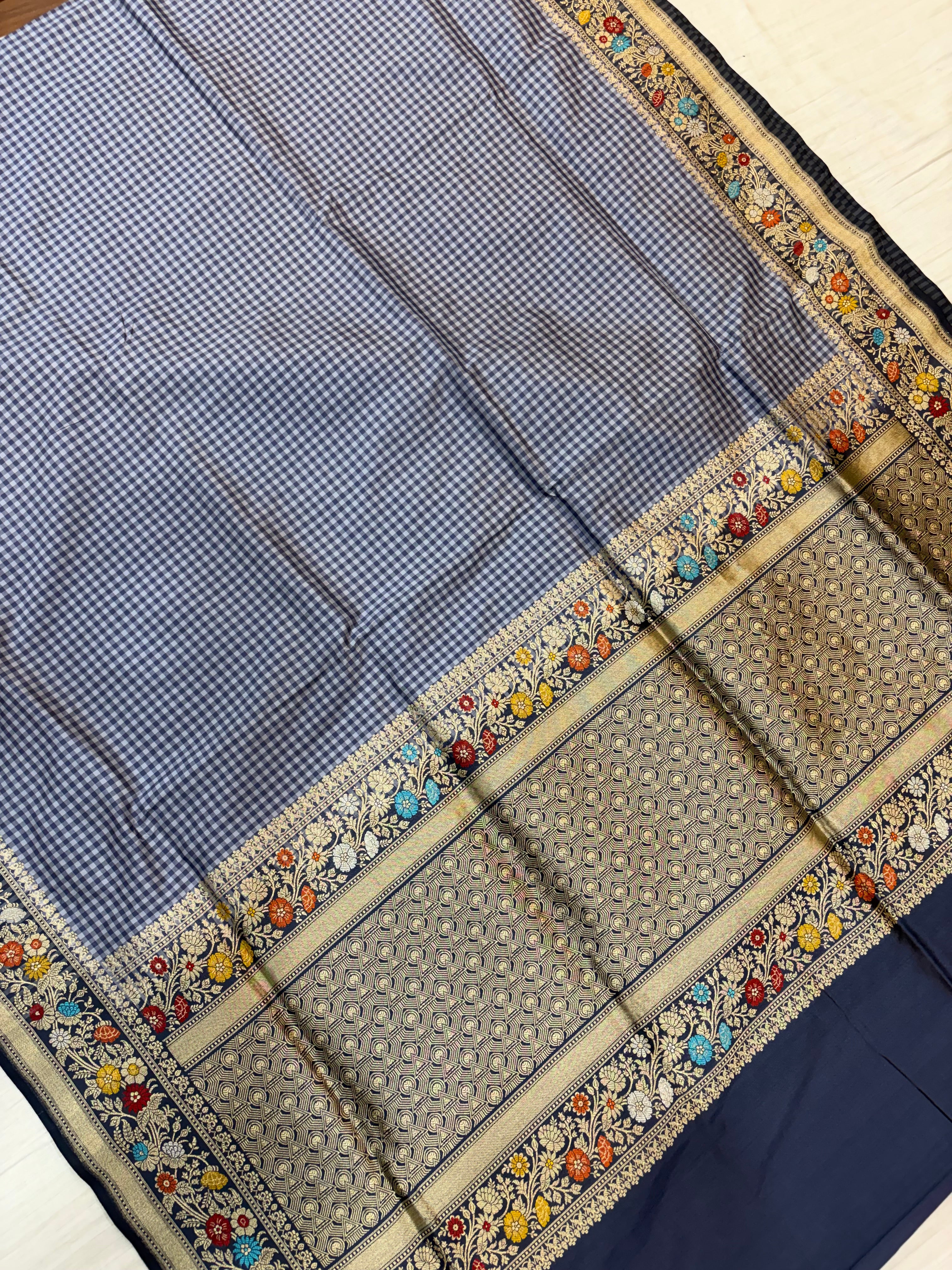 Pure handloom katan silk sareee in check pattern with side border Meena work