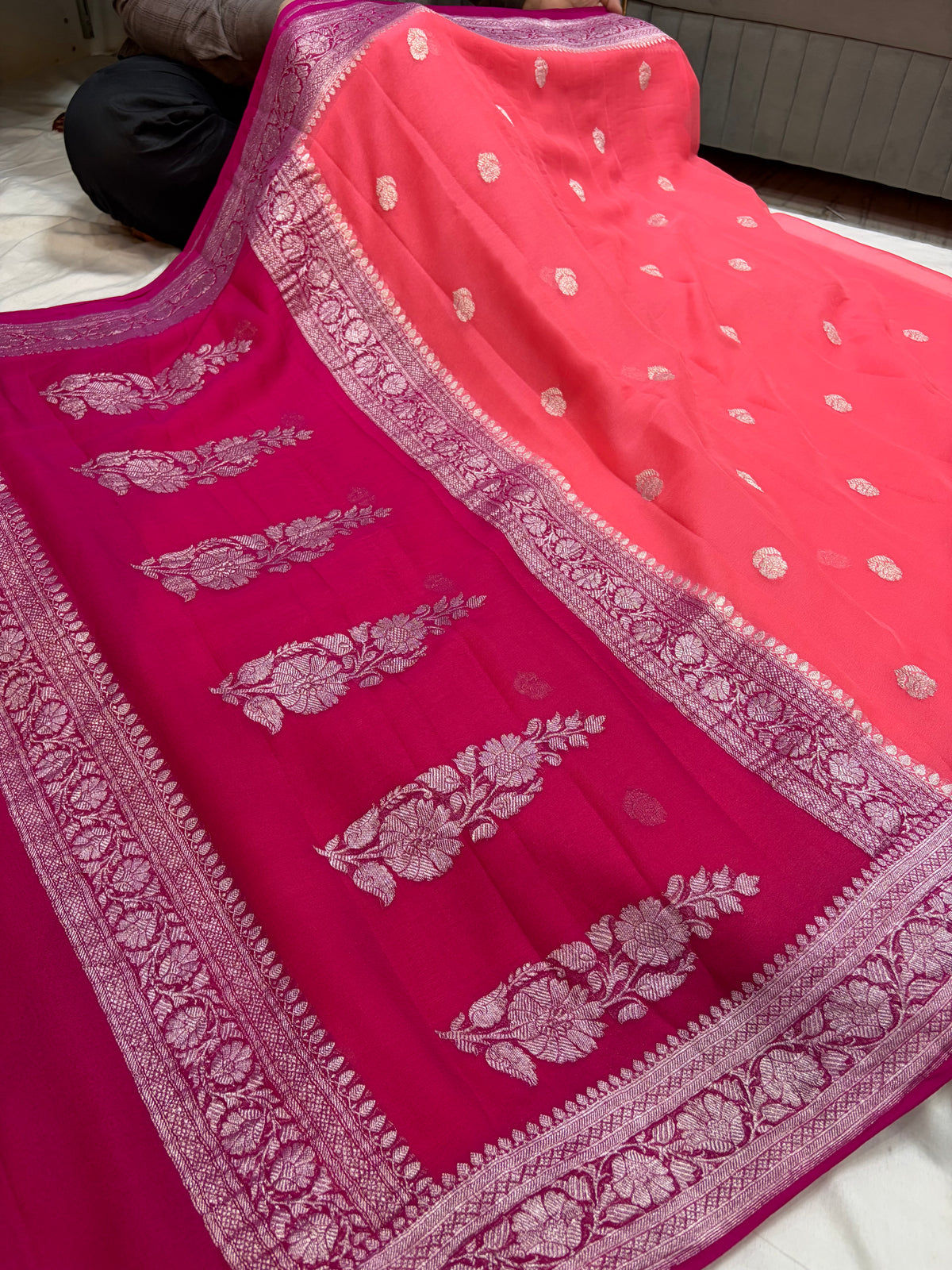 Beautiful Pure khaddi chiffon saree in beautiful contrast colour
