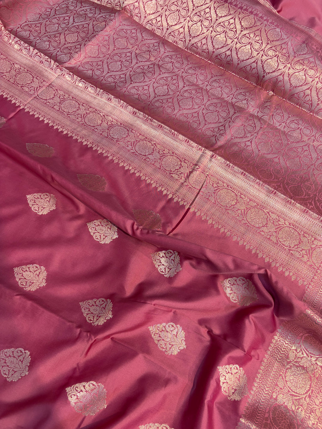 Banarasi mulberry katan silk saree in beautiful Tea rose colour