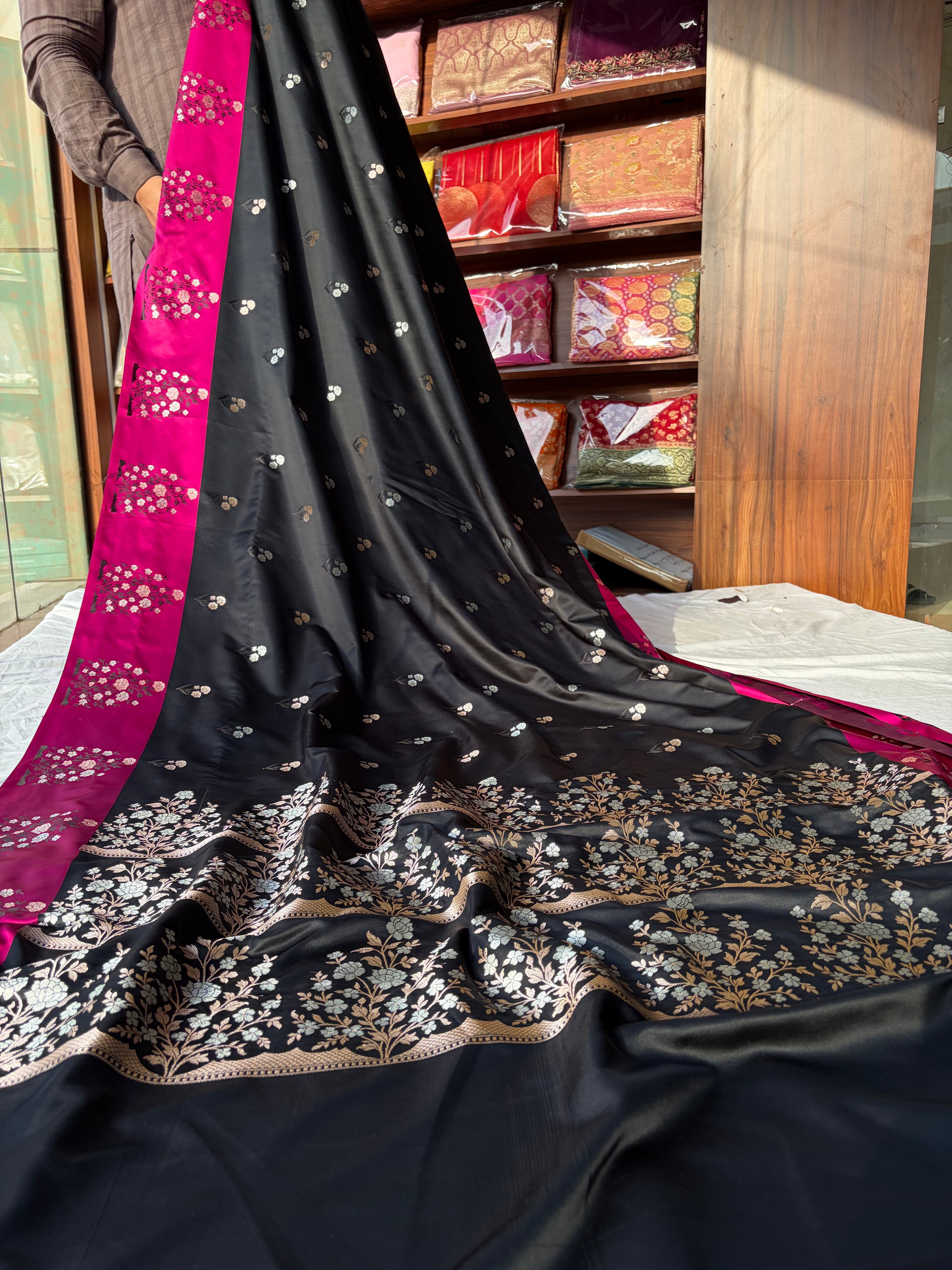 Banarasi Mashru silk saree in black with pink border