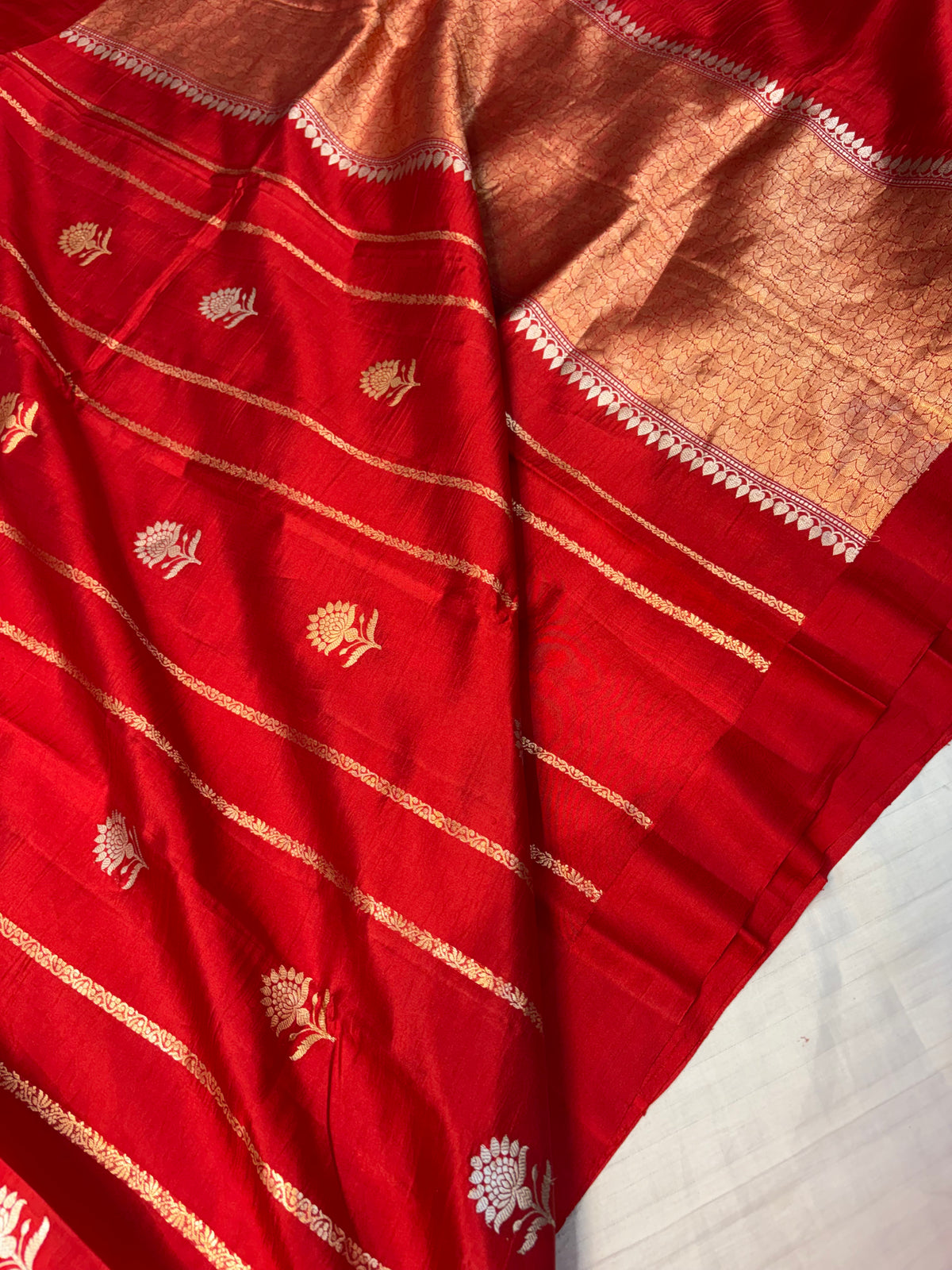 Pure handwoven raw mango saree in red colour