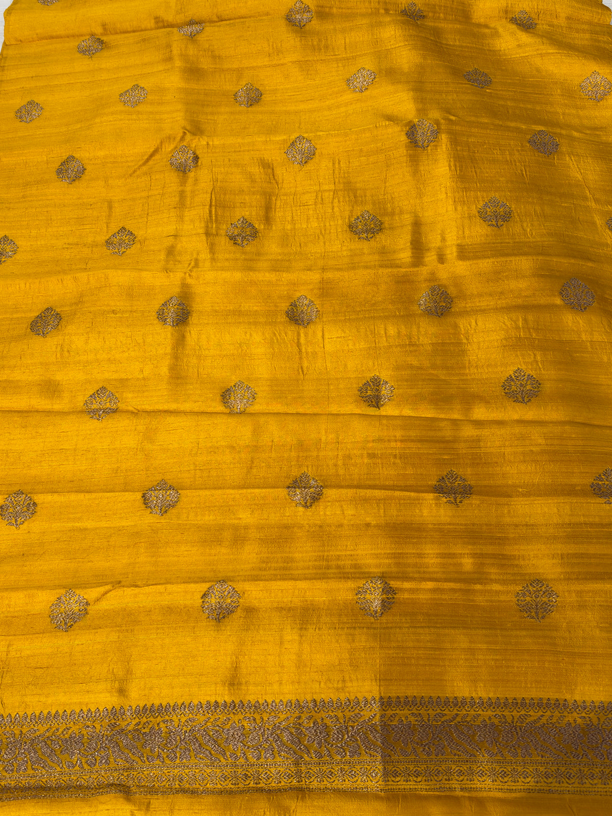Pure handwoven Raw silk suit in beautiful combination (Copy)