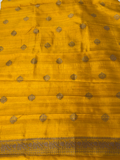 Pure handwoven Raw silk suit in beautiful combination (Copy)