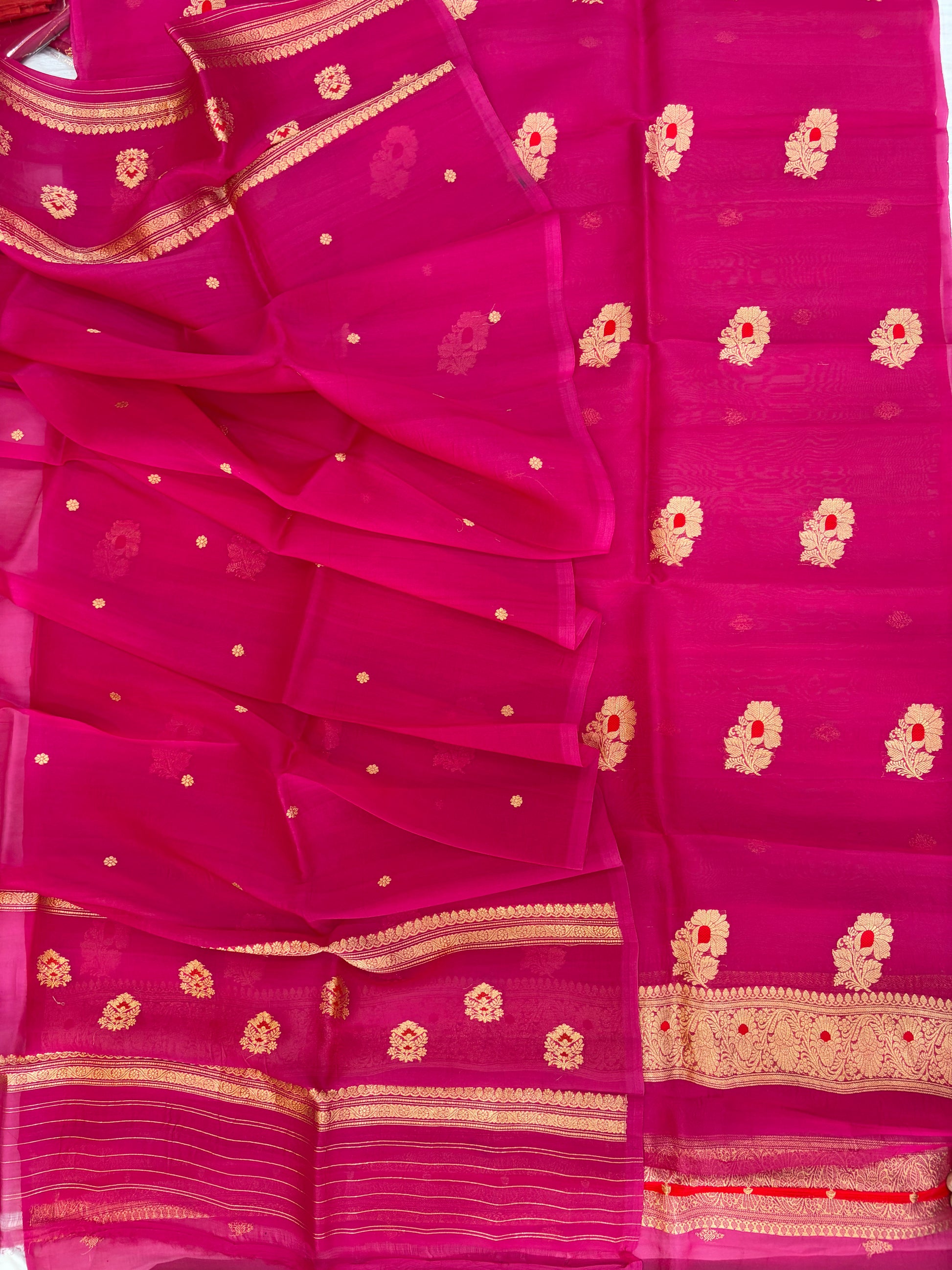 Pure Handloom Kora silk suit set in Rani colour with meenakari work