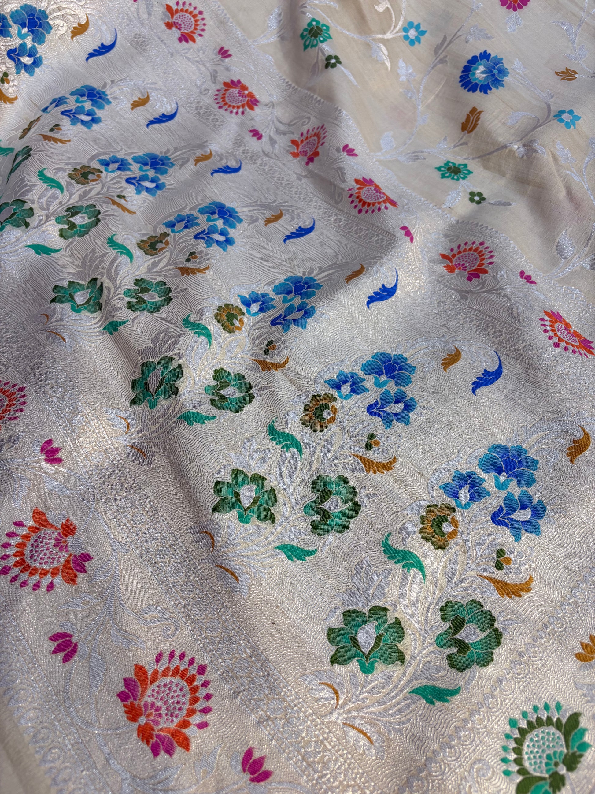 Banarasi pure Tussar Georgette silk saree with multiple meenakari work
