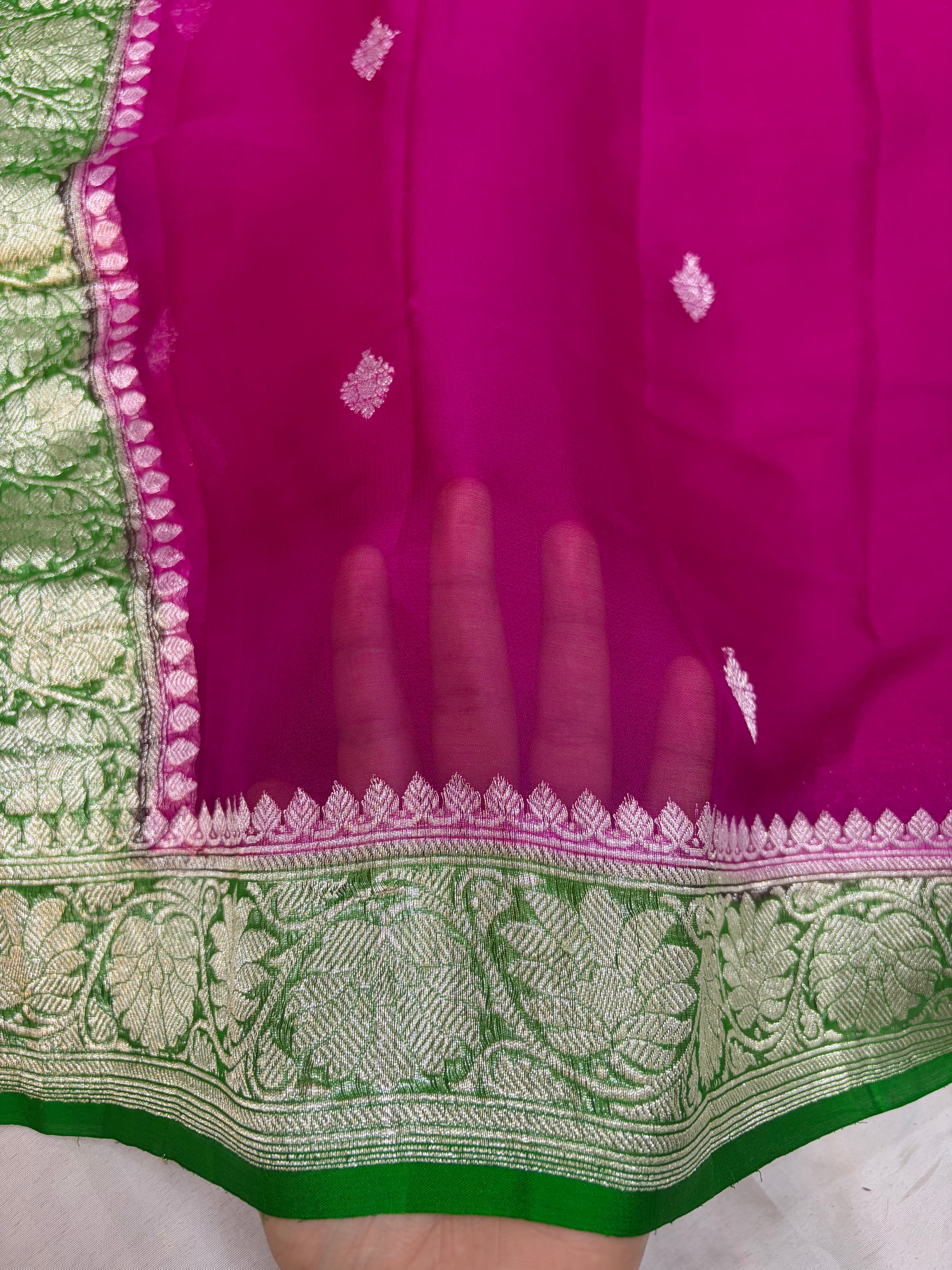 Beautiful Pure khaddi chiffon saree in beautiful contrast colour