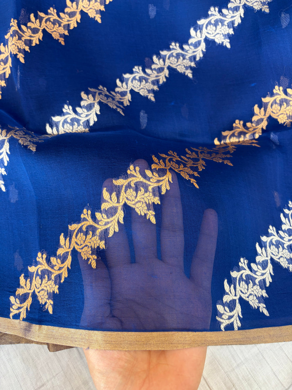 Pure handloom organza silk saree in blue colour