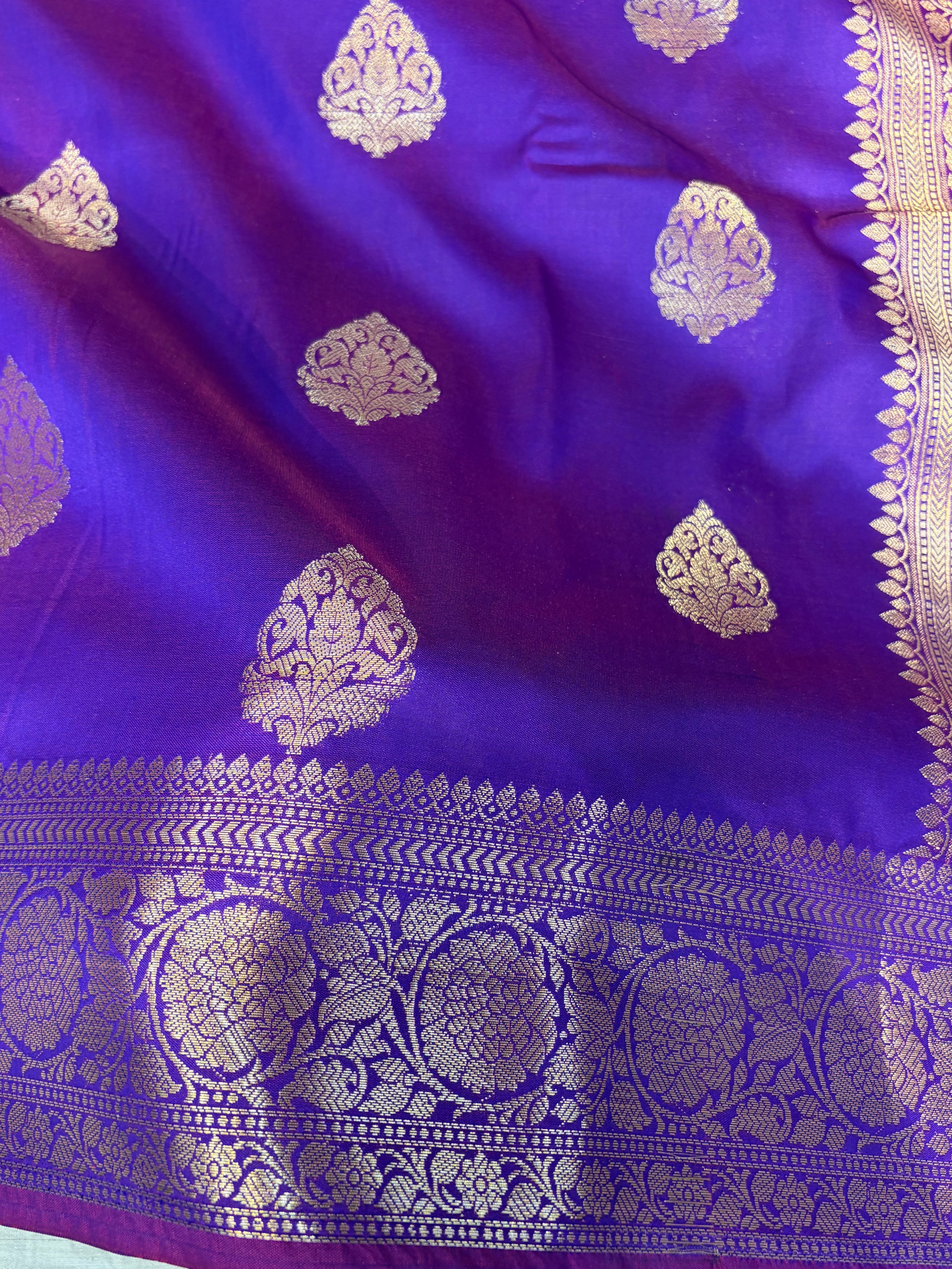 Banarasi katan by katan saree in beautiful in purple colour