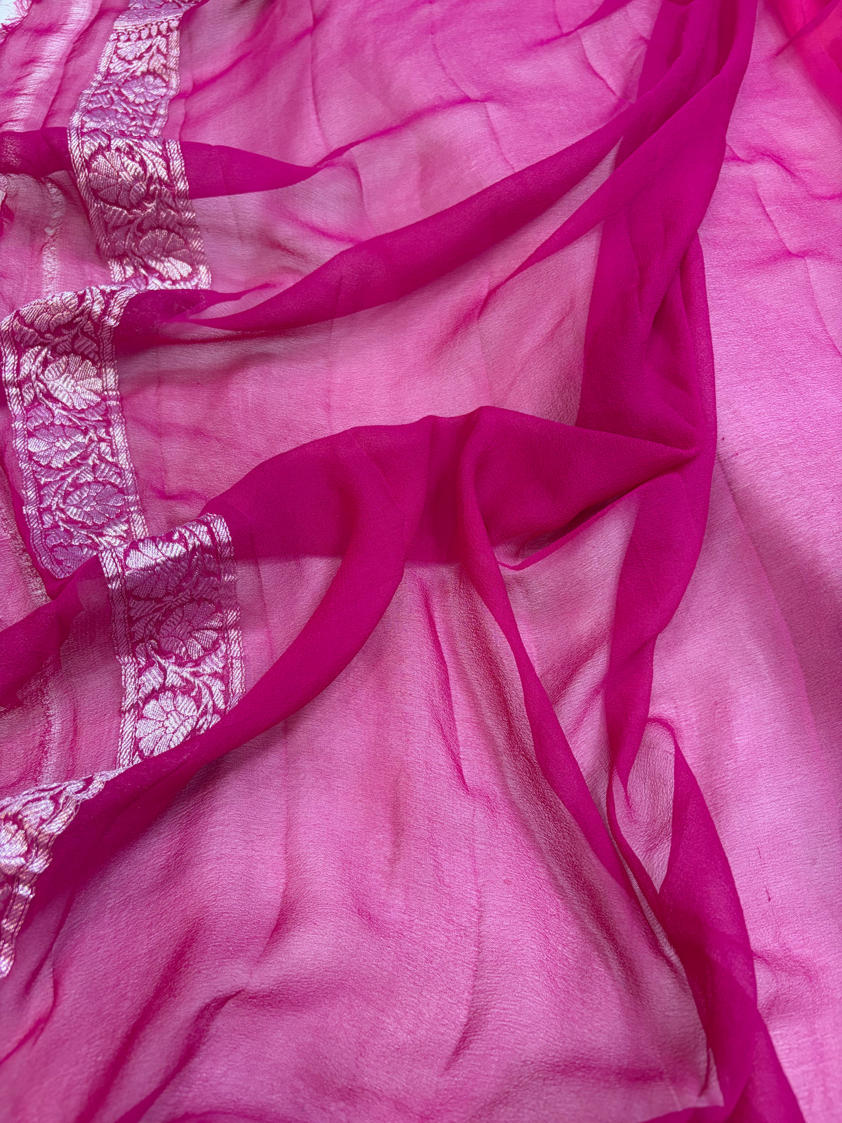 Beautiful Pure khaddi chiffon saree in beautiful contrast colour