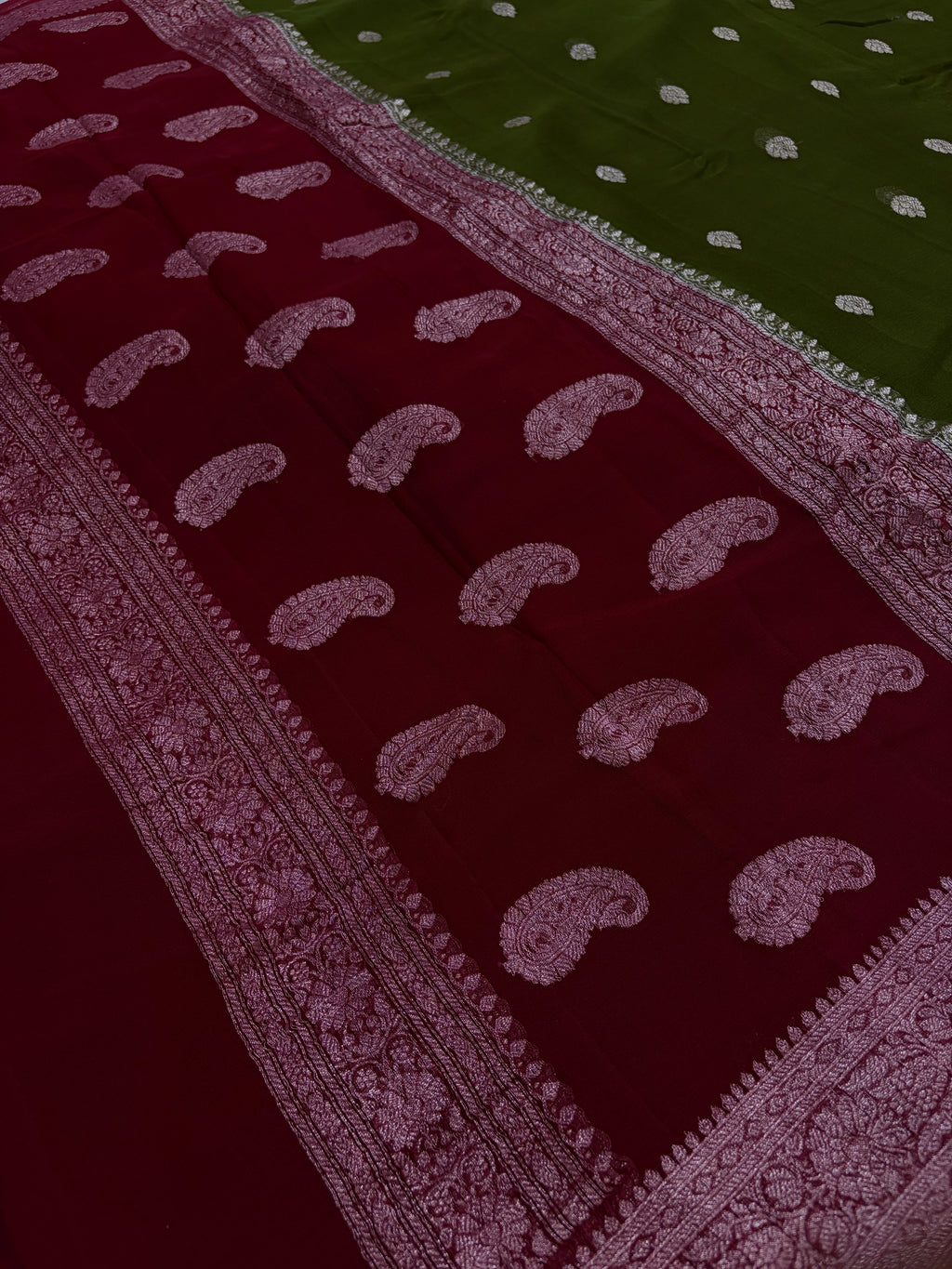 Pure khaddi chiffon saree in mehndi and maroon colour