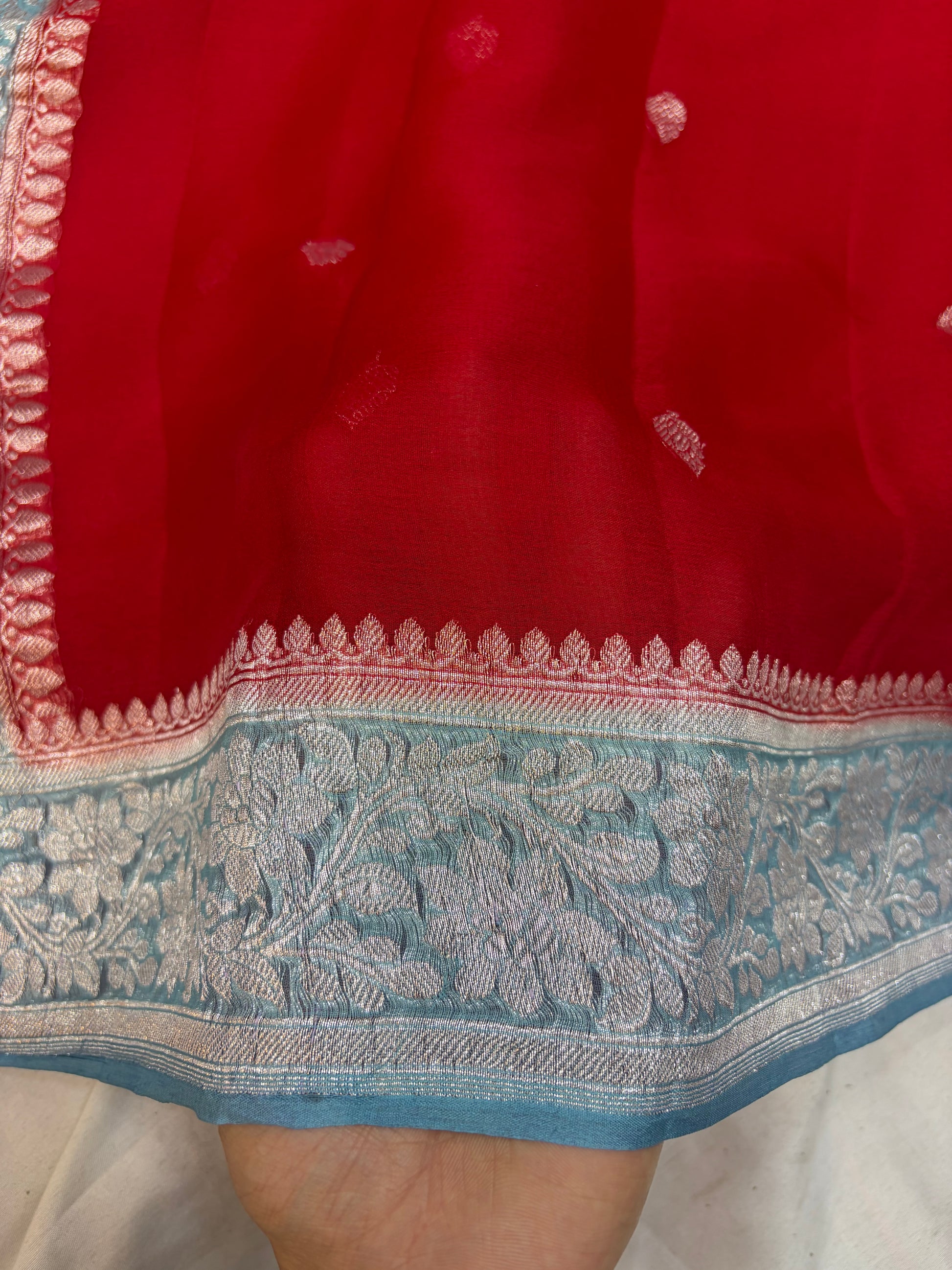 Beautiful Pure khaddi chiffon saree in beautiful contrast colour