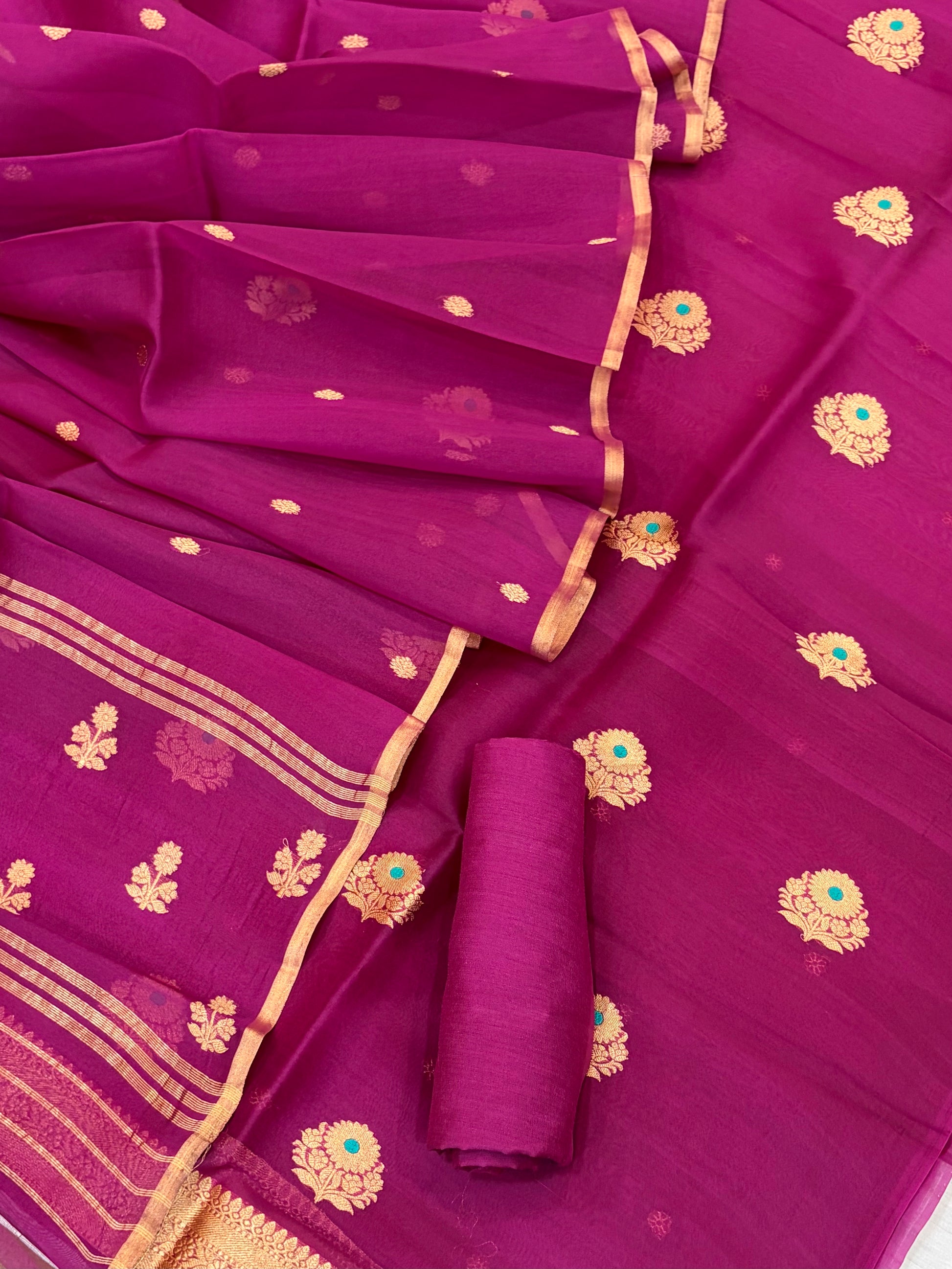 Pure Handloom Kora silk suit set in light Magenta colour with meenakari work
