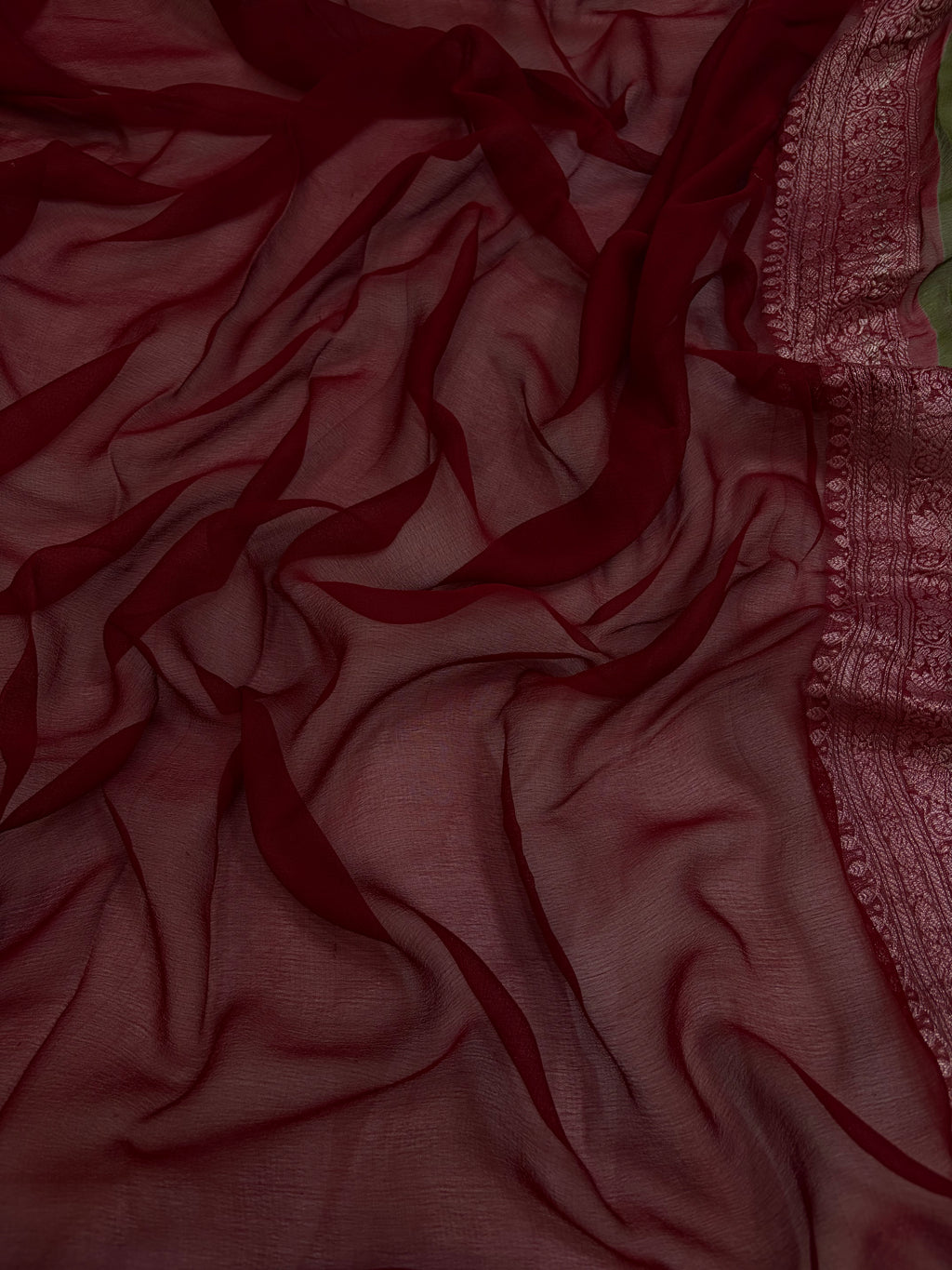 Pure khaddi chiffon saree in mehndi and maroon colour