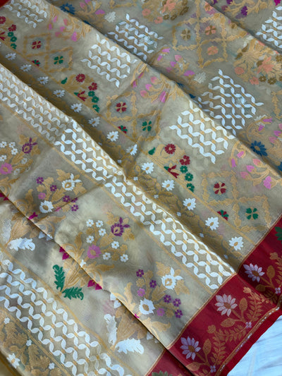 Beautiful pure premium kora jamdani saree