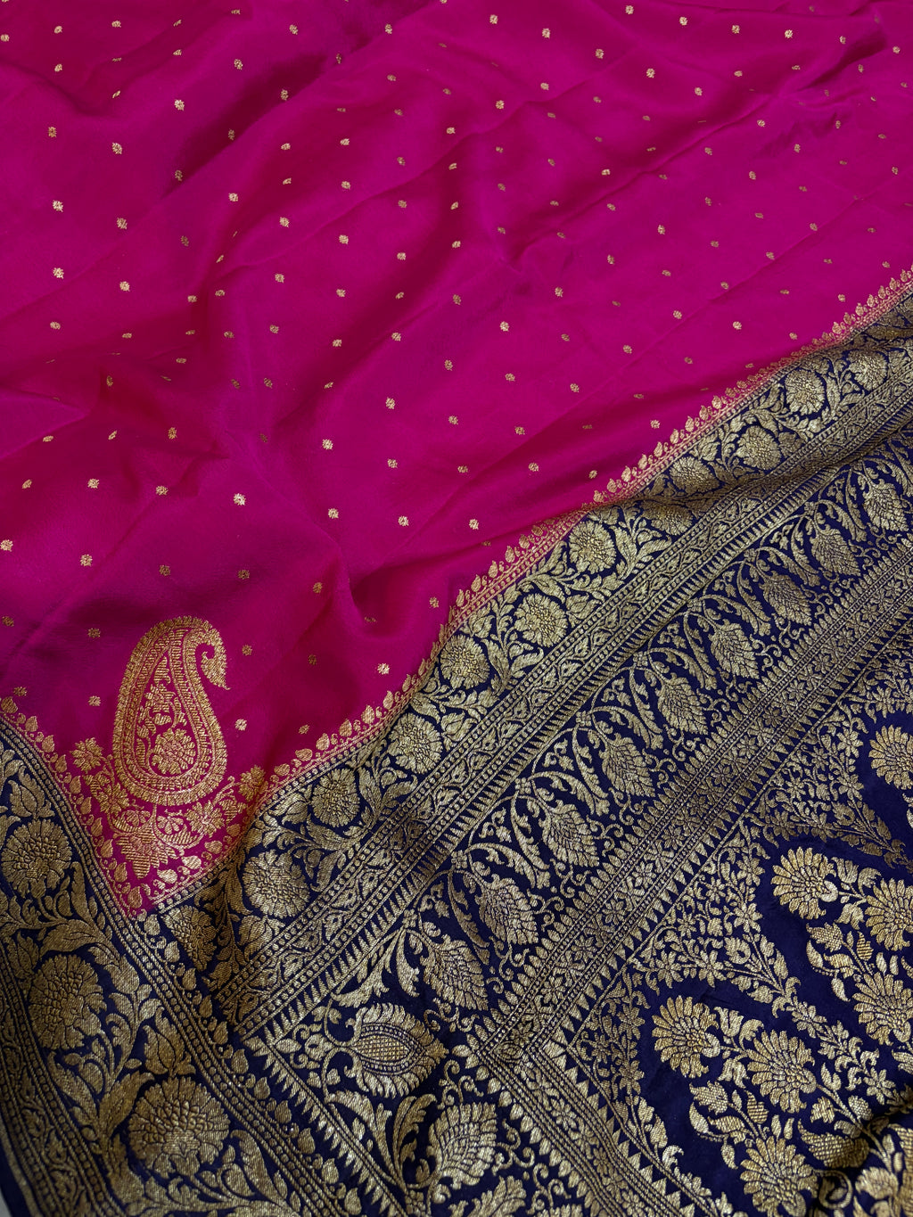 Pure Crape Silk Banarasi Zari Border Buti Design Saree in magenta with navy blue