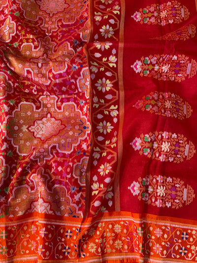 Beautiful pure premium kora jamdani saree