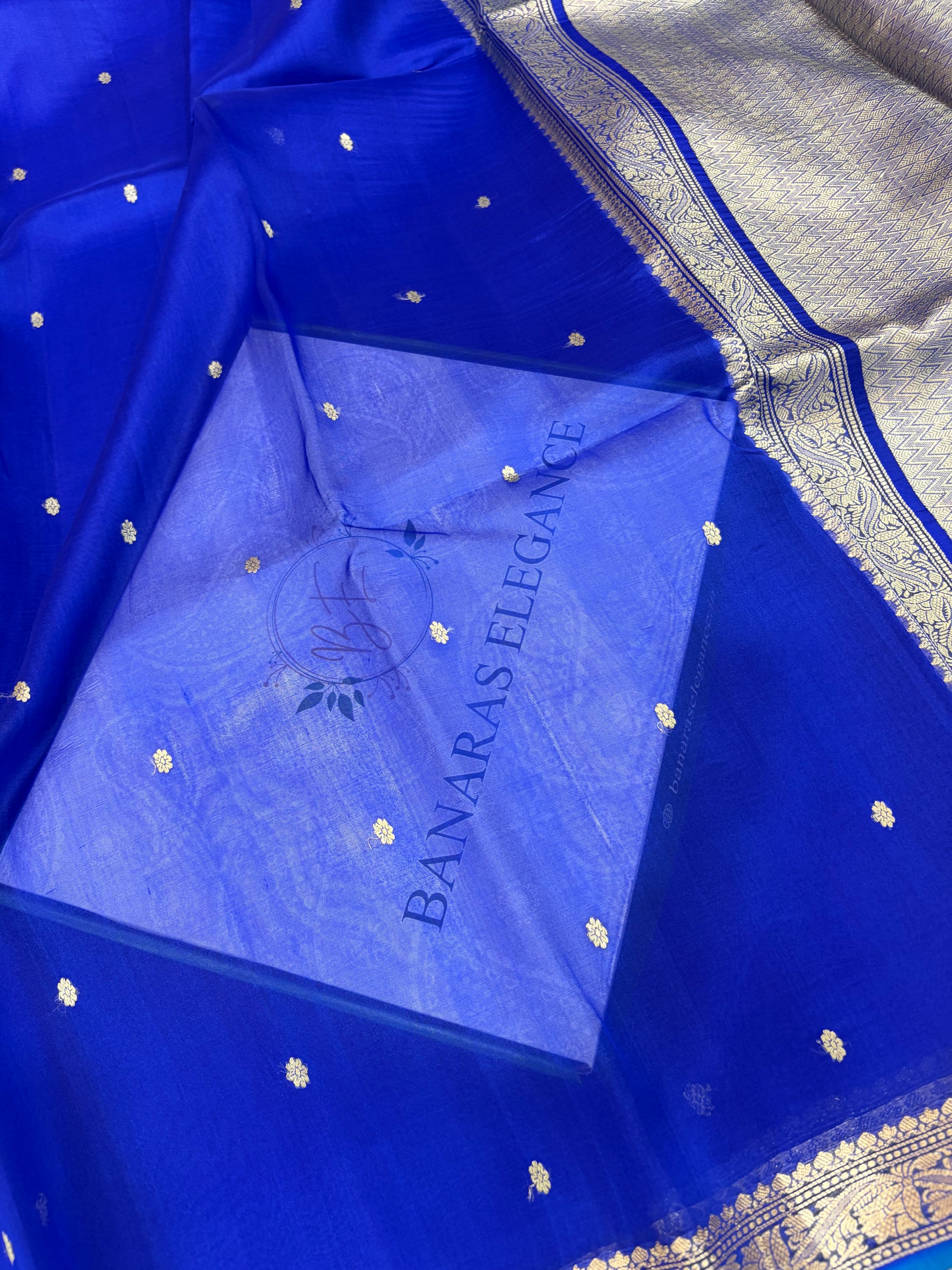 Pure handloom organza silk saree In Royal blue colour with Turquoise blue piping border