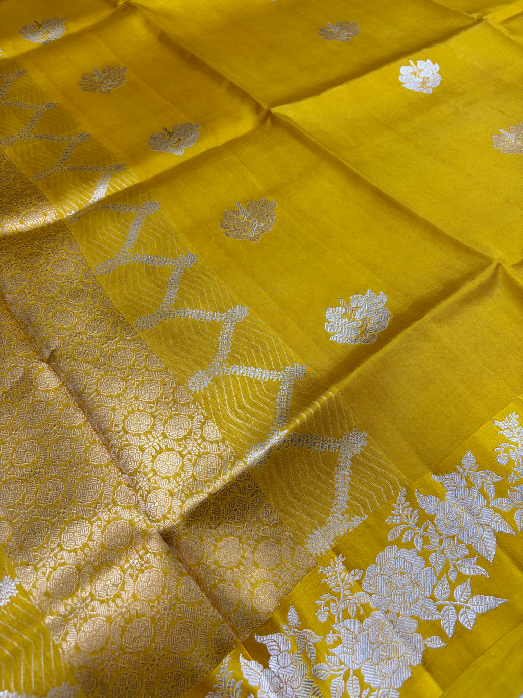 PURE RAW MANGO SAREE IN YELLOW GOLD COLOUR