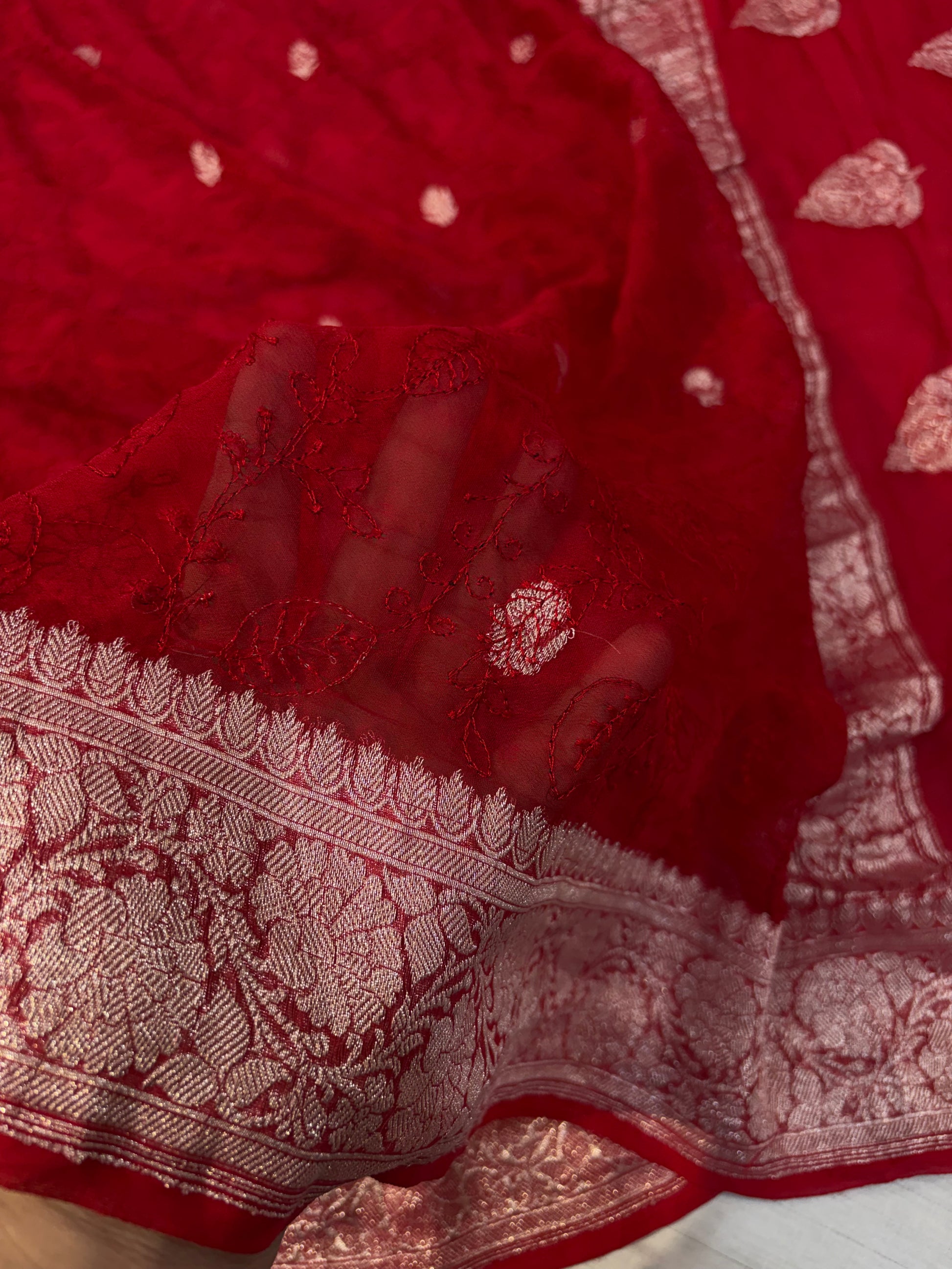 Pure khaddi chiffon saree in red colohr with all over chickenkari work