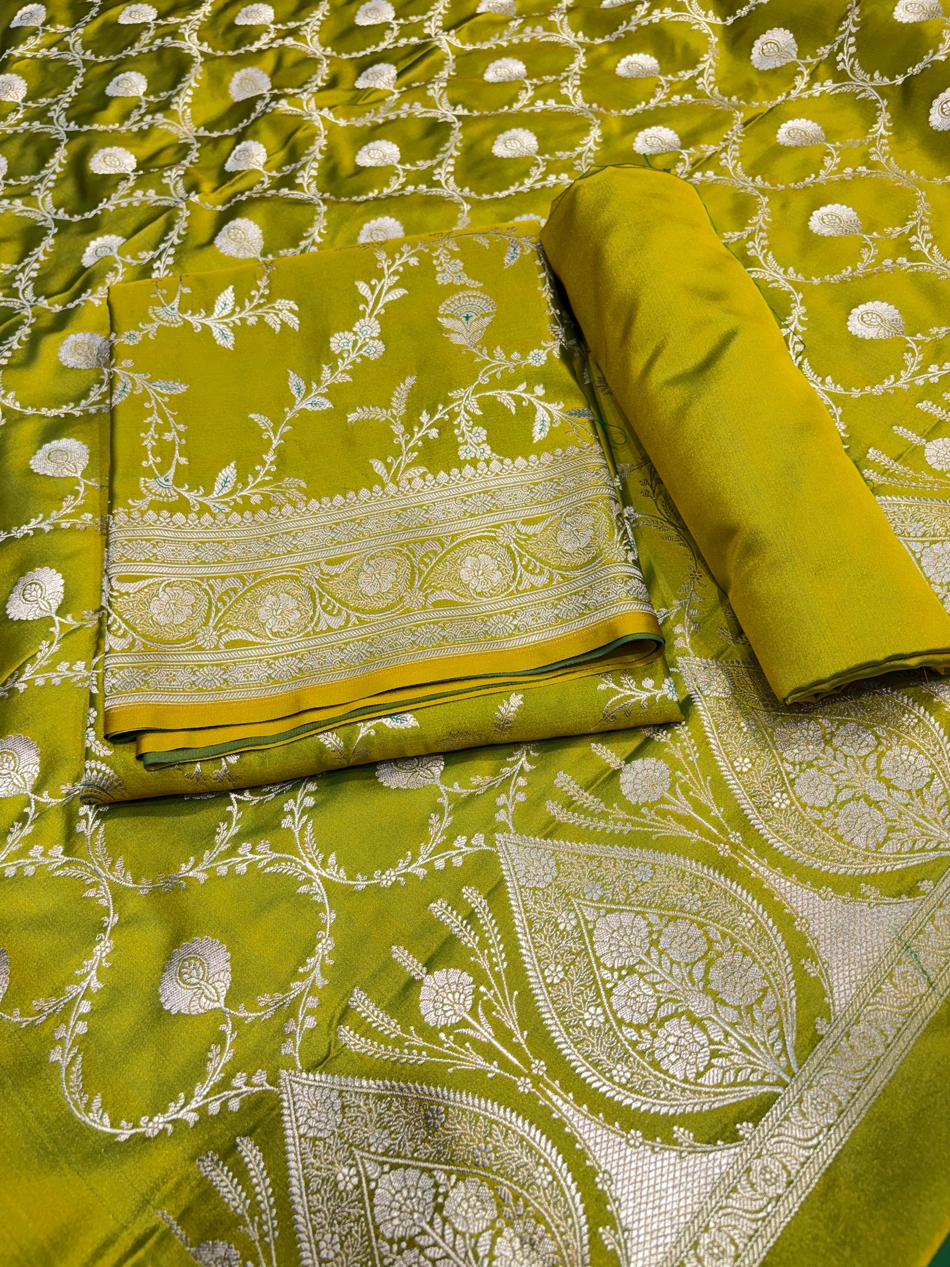 Beautiful Banarasi Mashru silk suit with all over jaal pattern